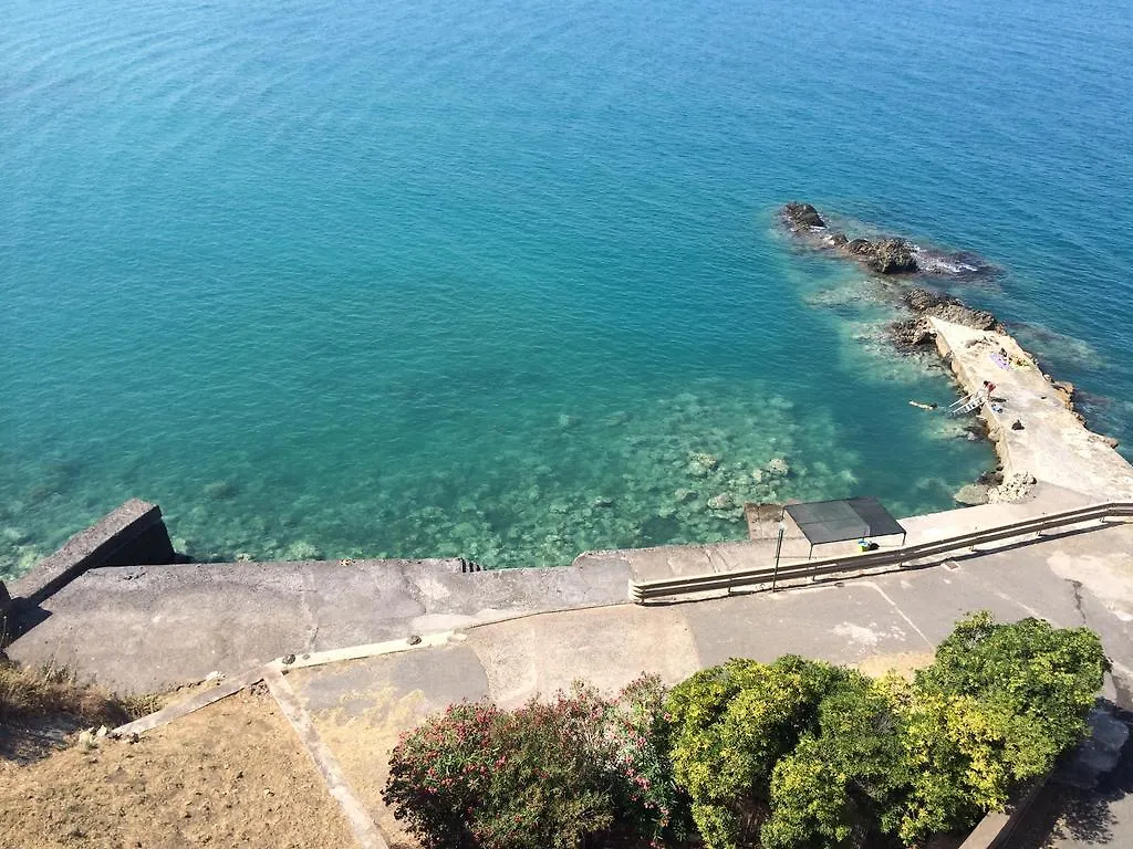 Villa Baia Del Riccio Agnone Bagni 0*,